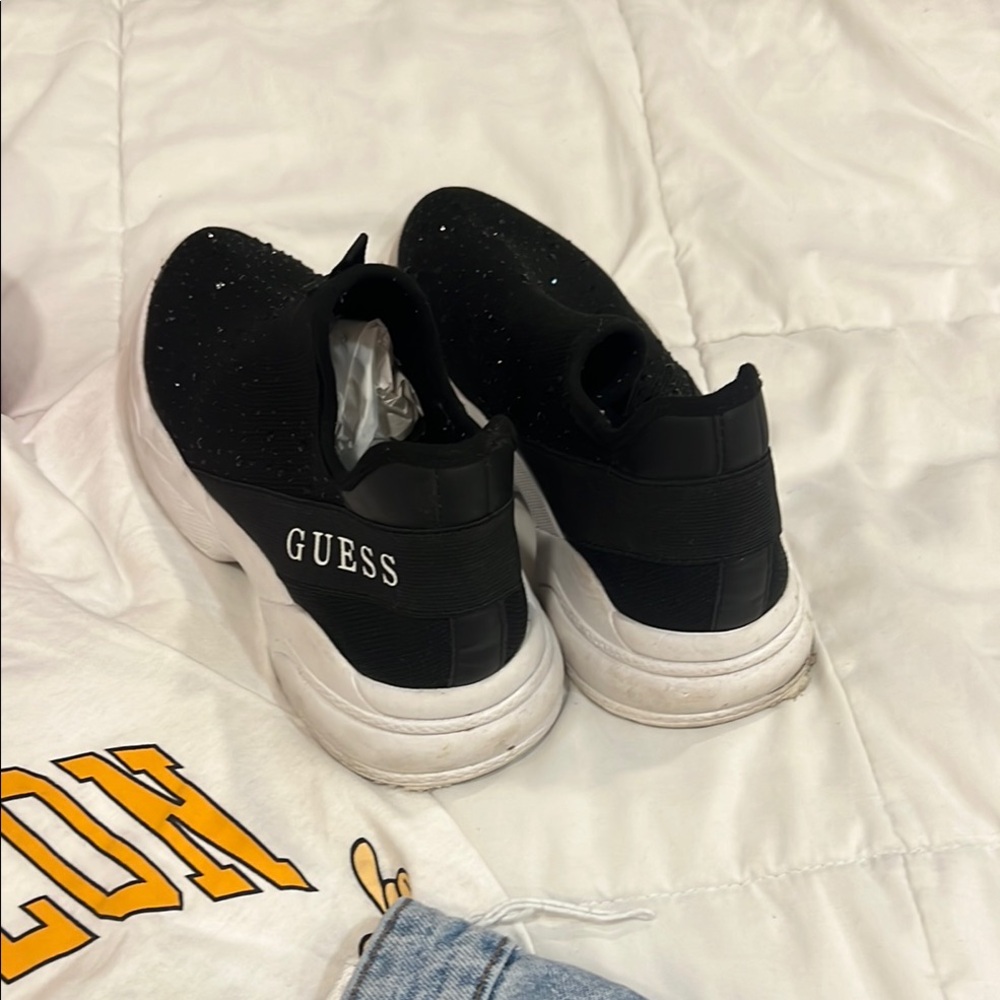 🔥🔥 Shoes Guess Black Sneakers with White Soles - Picture 4 of 5